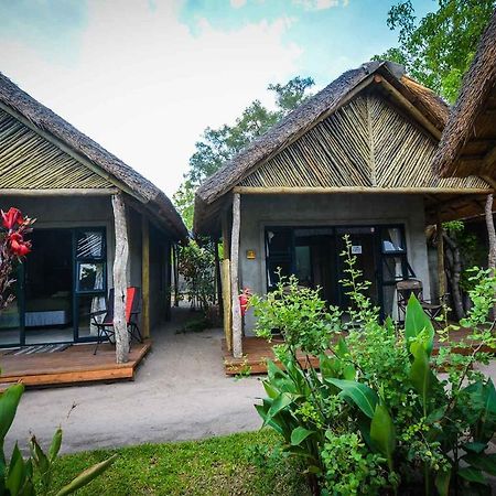 Khwai African Excursions Guest House מראה חיצוני תמונה