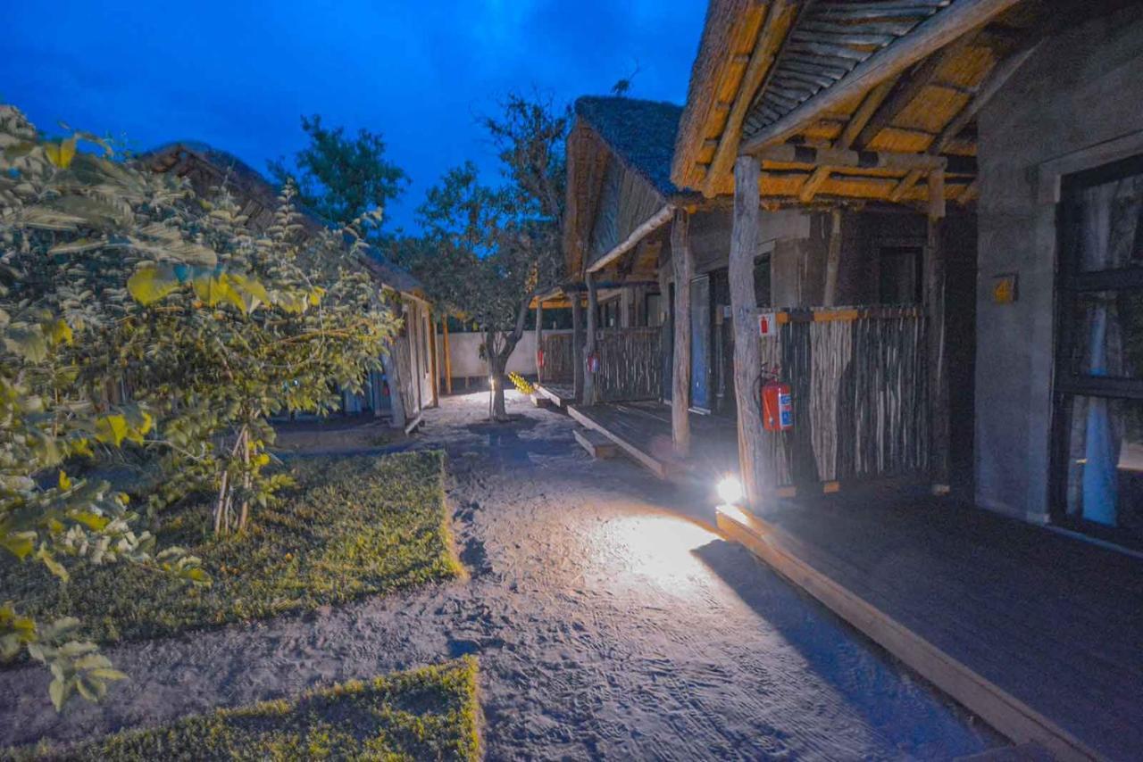 Khwai African Excursions Guest House מראה חיצוני תמונה